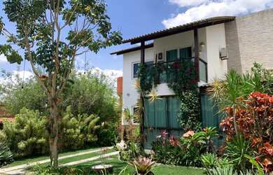 Imagem: A casa em condomínio possui 4 Dormitórios, 3 Banheiros, 2