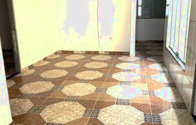 Imagem: A casa possui 3 Dormitórios, 2 Banheiros, 2 Vagas na garagem