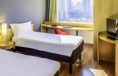 Imagem: O studio possui 1 Dormitório, 1 Banheiro, 1 Vaga na garagem