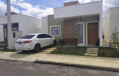 Imagem: A casa possui 2 Dormitórios, 1 Banheiro, 4 Vagas na garagem