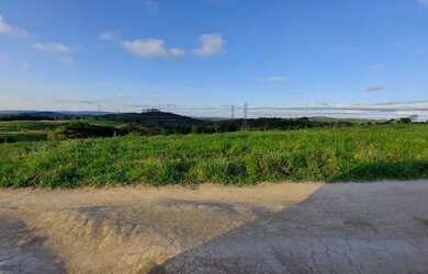 Imagem: O terreno possui 600m² de Área e está localizado em Usina