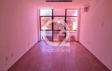 Imagem: O depósito possui 1 Vaga na garagem, 45m² de Área e está