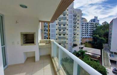 Imagem: O apartamento possui 3 Dormitórios, 2 Banheiros, 2 Vagas na