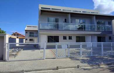 Imagem: A casa em condomínio possui 2 Dormitórios, 3 Banheiros, 1