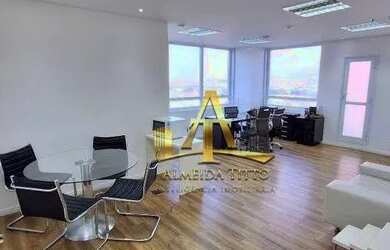 Imagem: O depósito possui 2 Vagas na garagem e 47m² de Área e está