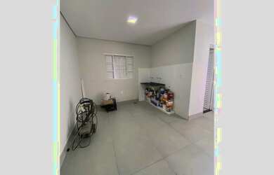 Imagem 6: Venda Casa Jaraguá. Varanda, Área de serviço, 130m² de Áreae2 Vagas...