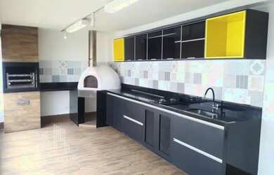 Imagem: A casa em condomínio possui 3 Dormitórios, 2 Banheiros, 2