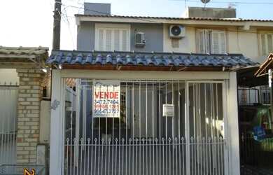 Imagem: A casa possui 2 Dormitórios, 2 Banheiros, 1 Vaga na garagem