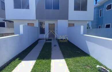 Imagem: A casa possui 4 Dormitórios, 2 Banheiros, 2 Vagas na garagem