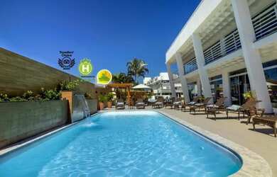 Imagem: O apartamento possui 3 Dormitórios, 2 Banheiros, 3 Vagas na