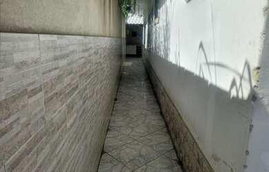 Imagem: A casa em condomínio possui 2 Dormitórios, 2 Banheiros, 2