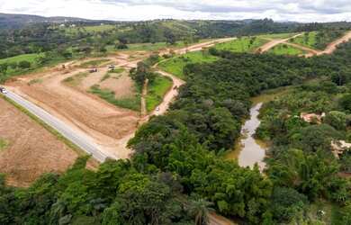 Imagem: O terreno possui 540m² de Área e Imóvel novo e está localizado
