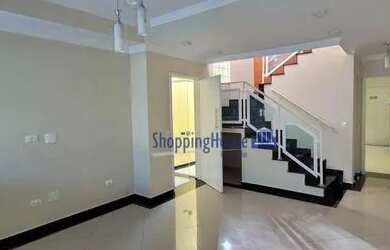 Imagem: A casa possui 3 Dormitórios, 4 Banheiros, 4 Vagas na garagem