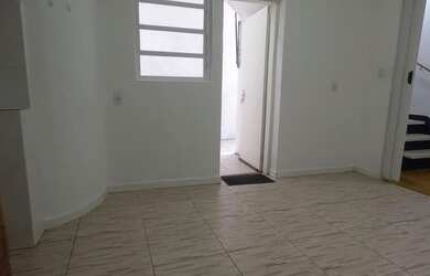 Imagem 14: Apartamento para Venda em Porto Alegre, Auxiliadora, 2 dormitórios, 1 banheiro