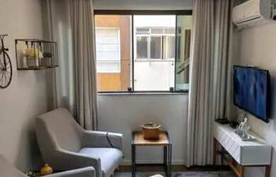 Imagem: O apartamento possui 1 Dormitório, 1 Banheiro, 2 Vagas na garagem