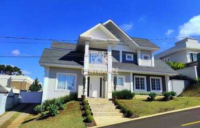 Imagem: A casa em condomínio possui 2 Dormitórios, 1 Banheiro, 4 Vagas