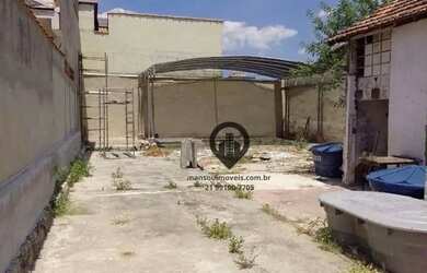 Imagem: O terreno possui 300m² de Área e está localizado em Campo