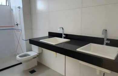 Imagem 16: Viva o luxo e a exclusividade no Edf. Raul Santana, um alto padrão localizado na Ponta Ver