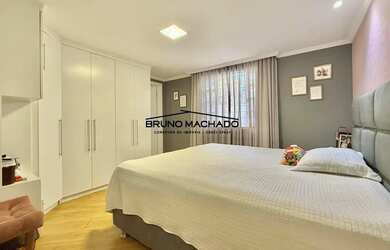 Imagem 11: Casa para Venda em Curitiba, Santa Cândida, 4 dormitórios, 1 suíte, 3 banheiros, 3 vagas