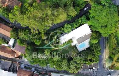 Imagem 5: Casa com 5 quartos e piscina e sauna