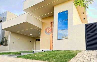 Imagem: A casa em condomínio possui 3 Dormitórios, 4 Banheiros, 4