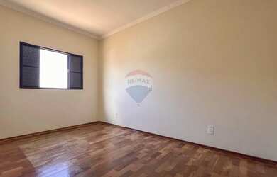 Imagem 4: Apartamento amplo, dois quartos e localização estratégica