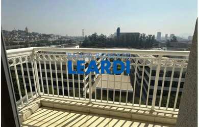 Imagem: O depósito possui 1 Vaga na garagem, 45m² de Área e está