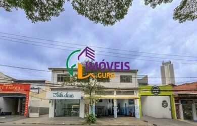 Imagem: O depósito possui 4 Vagas na garagem, 550m² de Área e está