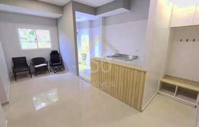 Imagem: O apartamento possui 2 Dormitórios, 1 Banheiro, 1 Vaga na garagem