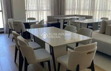 Imagem: O apartamento possui 2 Dormitórios, 3 Banheiros, 1 Vaga na