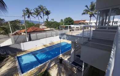 Imagem 11: Sobrado alto padrão, Praia das Palmeiras 2 minutos da praia