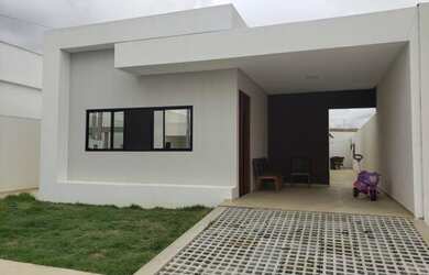 Imagem: A casa em condomínio possui 3 Dormitórios, 2 Banheiros, 1