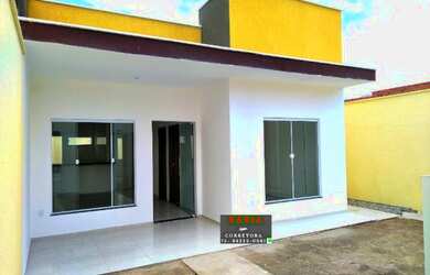 Imagem: A casa à venda possui 3 Dormitórios, 2 Banheiros e 3 Vagas