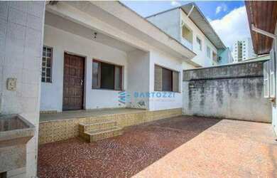 Imagem: A casa possui 2 Dormitórios, 3 Banheiros, 1 Vaga na garagem