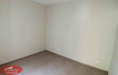 Imagem 12: Casa ao Lado da Av. Paraná com Terreno de Fundos