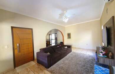 Imagem 16: Casa Candido Portinari. 250m² de Área, 2 Vagas na garageme3 Dormitórios