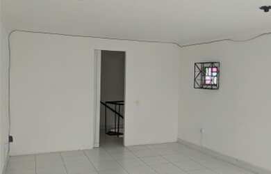 Imagem 8: ALDEOTA - LOJA - AV. HRACLITO GRAÇA N1476 LOJA 01, Aprox. 50m², W.C, Mezanino, Estacioname