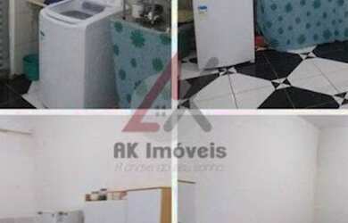 Imagem: A casa possui 4 Dormitórios, 5 Banheiros, 300m² de Área e