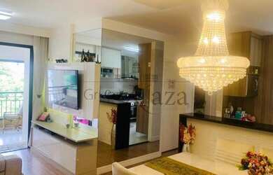 Imagem: O apartamento possui 2 Dormitórios, 2 Banheiros, 2 Vagas na