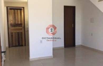 Imagem: A casa possui 1 Dormitório, 1 Banheiro, 1 Vaga na garagem