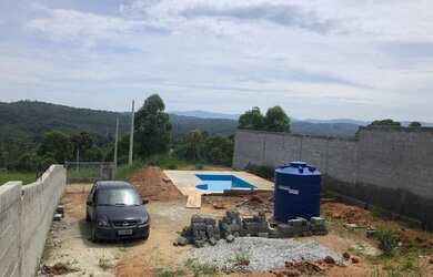 Imagem 4: Chácara em fase de acabamento em Atibaia com uma linda vista
