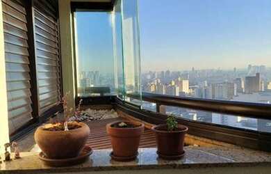 Imagem: O apartamento possui 3 Dormitórios, 5 Banheiros, 4 Vagas na