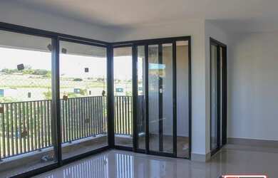 Imagem: O apartamento possui 3 Dormitórios, 3 Banheiros, 2 Vagas na