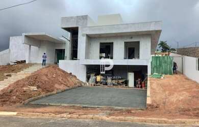 Imagem: A casa em condomínio possui 4 Dormitórios, 5 Banheiros, 5