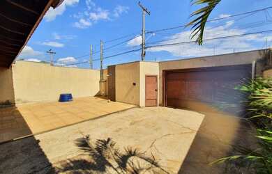 Imagem 2: Casa Candido Portinari. 250m² de Área, 2 Vagas na garageme3 Dormitórios