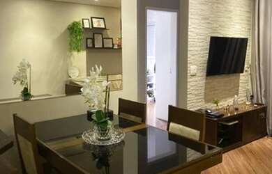 Imagem: O apartamento possui 2 Dormitórios, 1 Banheiro, 1 Vaga na garagem