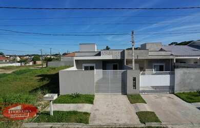 Imagem 1: Casa ao Lado da Av. Paraná com Terreno de Fundos