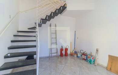 Imagem: A casa possui 2 Dormitórios, 2 Banheiros, 90m² de Área e