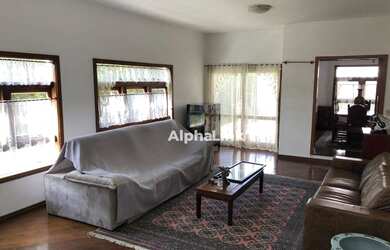 Imagem: A casa em condomínio possui 4 Dormitórios, 3 Banheiros, 4