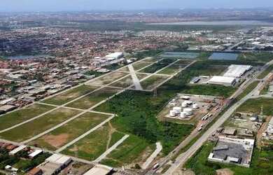 Imagem: O terreno está localizado em Planalto Ayrton Senna, Fortaleza